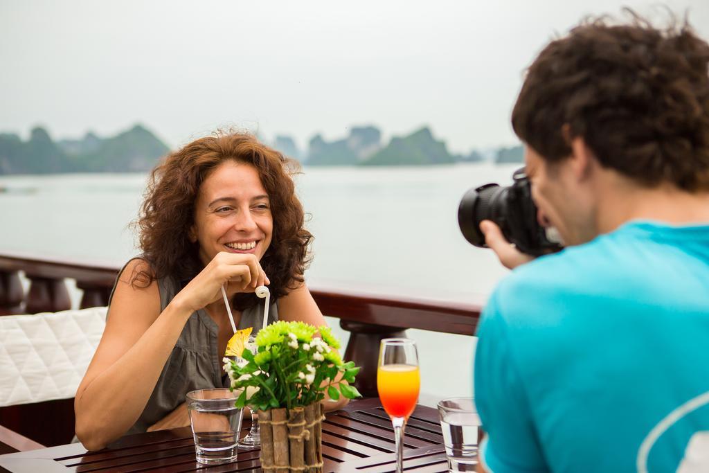 Hotel Dragon Legend Cruise Ha Long Zewnętrze zdjęcie