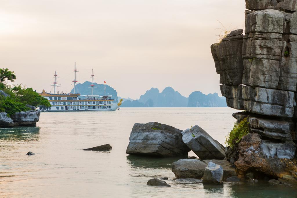Hotel Dragon Legend Cruise Ha Long Zewnętrze zdjęcie